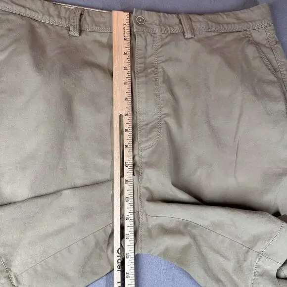 Tommy Bahama Shorts Mens 38 Khaki Beige Stretch Classic Chino Flat Front Casual - Picture 5 of 11